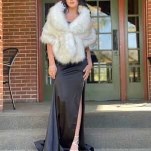 Faux Fur Shoulder Cover